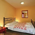 Apartman Bb Cr