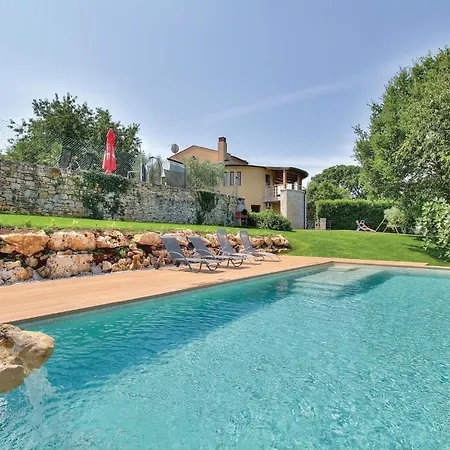 Bb Cr Apartmán Bacva